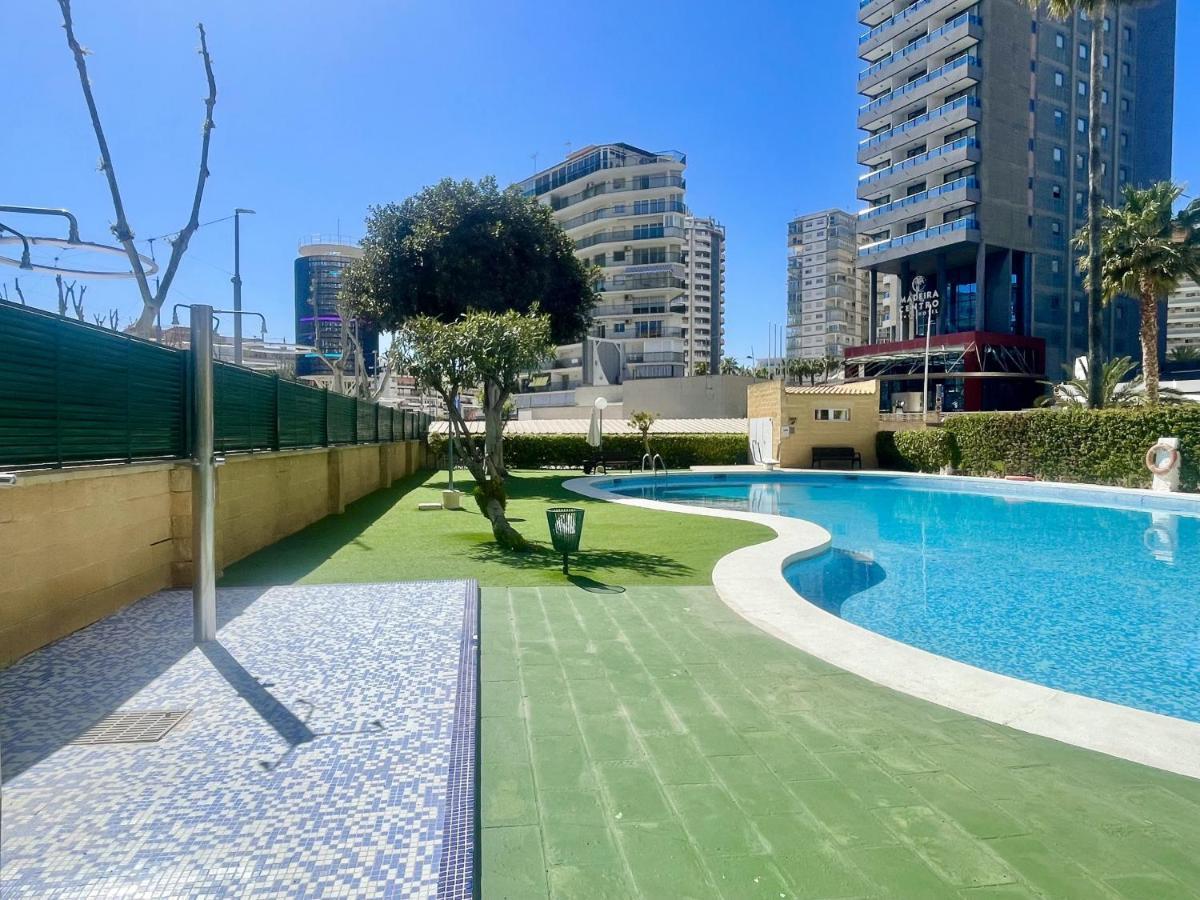 Front al Mar Levante Beach Benidorm Buitenkant foto